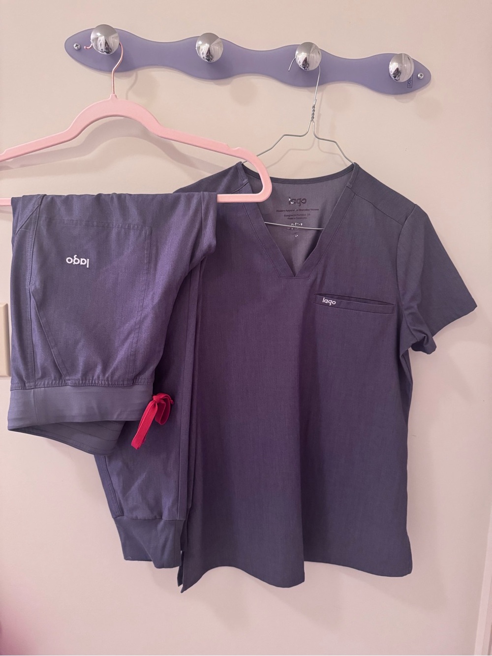 Lago Women’s Scrub Set